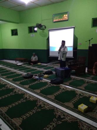 Pengajian Akbar Meneladani Akhlak Rosululloh di Masjid Al-Ikhsaan Randubelang