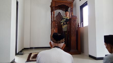 Khotbah Lurah Bangunharjo Bapak Nur Hidayat, S.Ag., M.SI., di Masjid Baitul Hadi Druwo